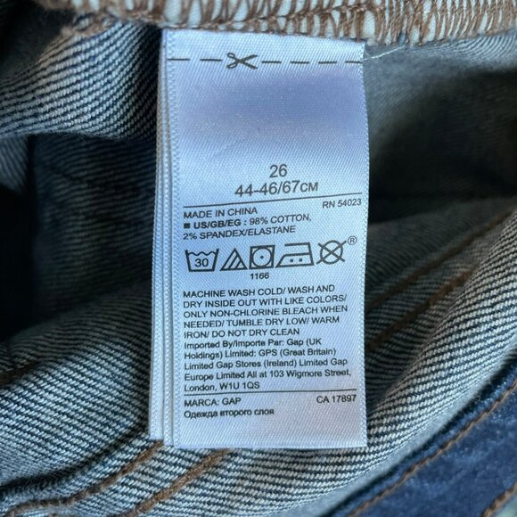 GAP Cuffed Denim Jean Shorts Womens 26 Blue Dark Wash Cotton Blend Whiskered - Picture 3 of 6